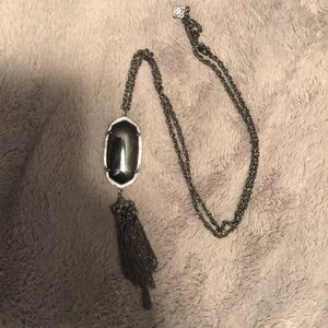Kendra Scott necklace